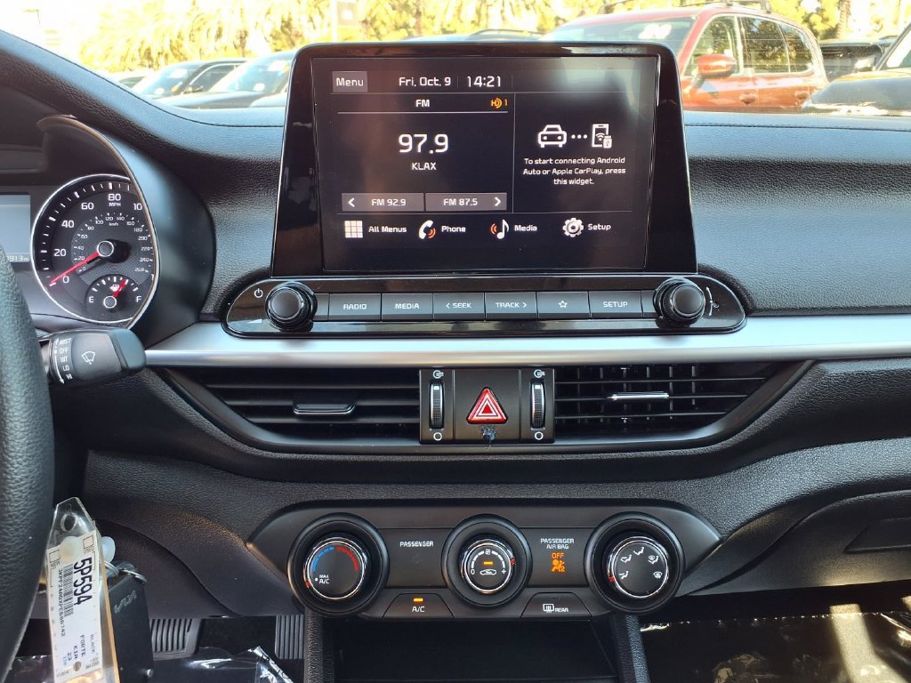 Certified 2023 Kia Forte LXS FWD image 23