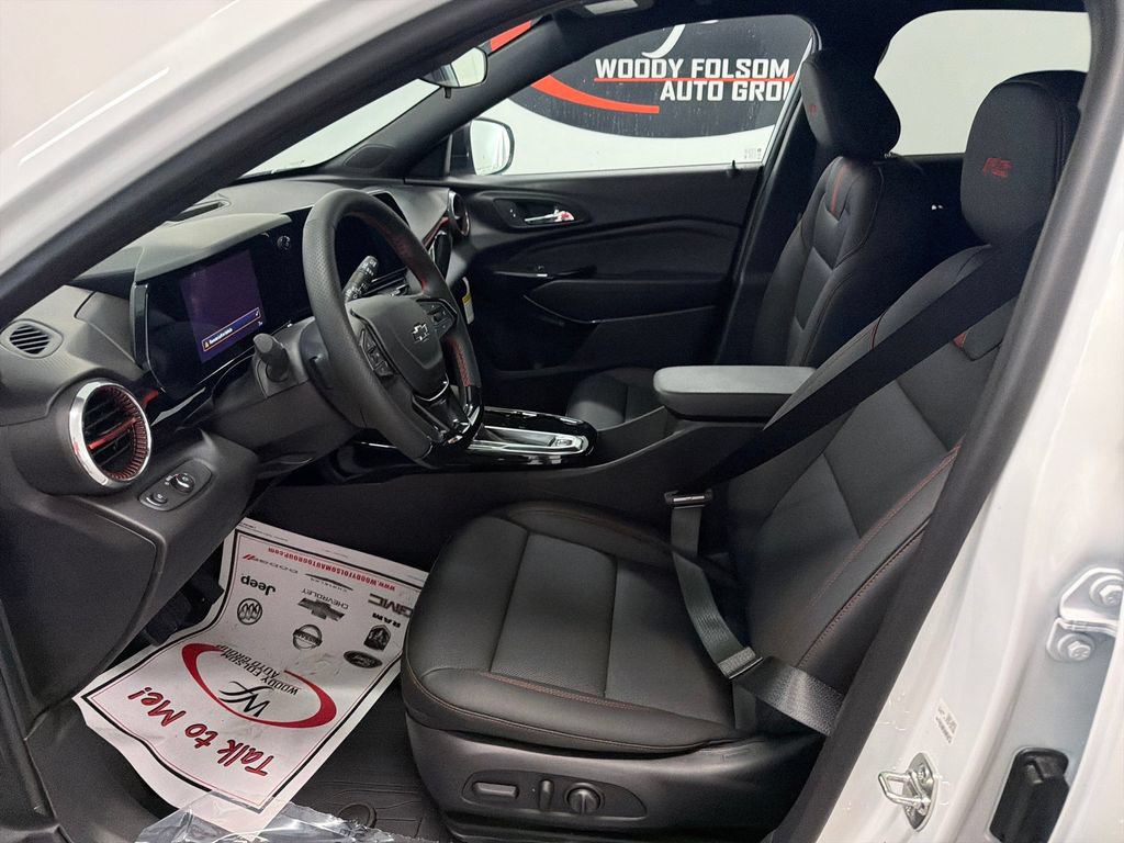 New 2026 Chevrolet Trax RS FWD image 9