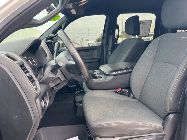 Used 2022 RAM 3500 Tradesman RWD image 33