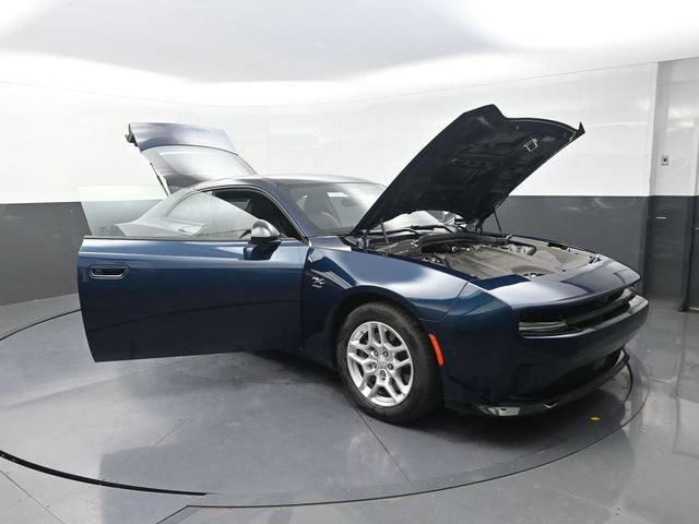 Used 2025 Dodge Charger Daytona R/T w/ Sun & Sound Package AWD/4WD image 28