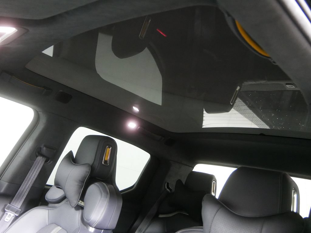 Used 2022 Rivian R1T Adventure AWD/4WD image 14