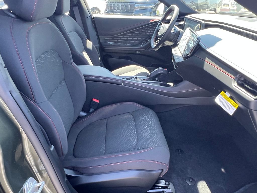 New 2026 Dodge Charger R/T AWD/4WD image 17