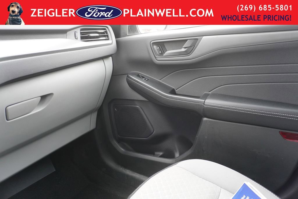 Used 2024 Ford Escape Active image 30