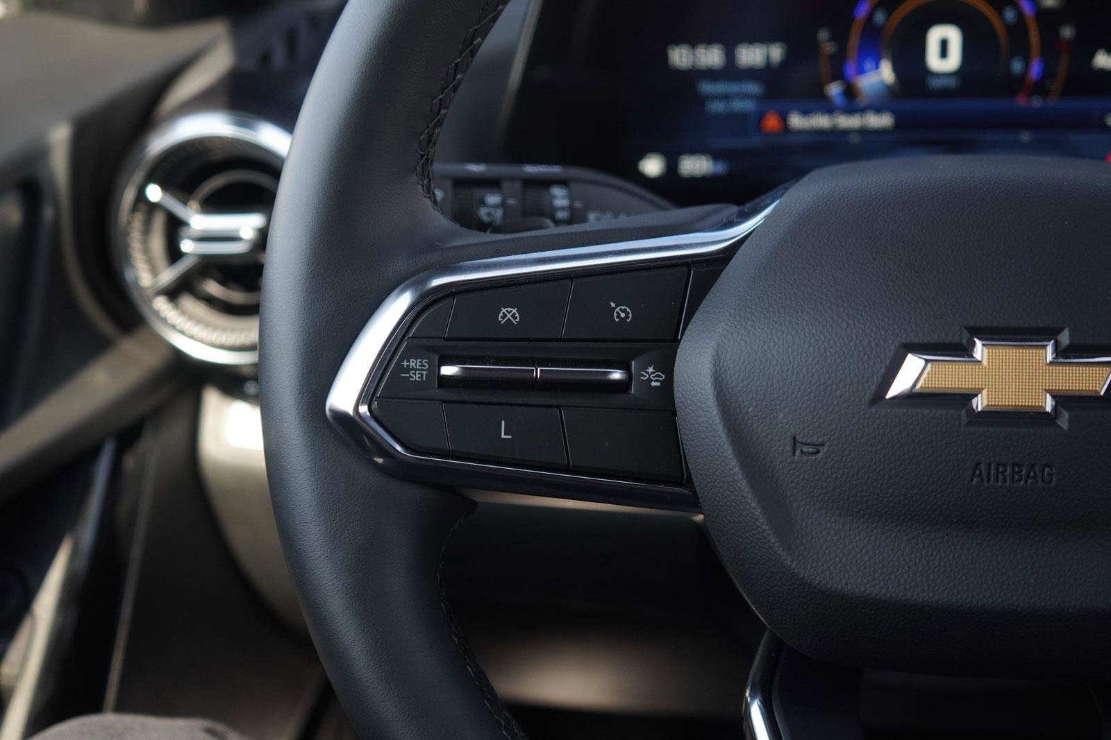 New 2025 Chevrolet Equinox LT w/ Convenience Package II image 15