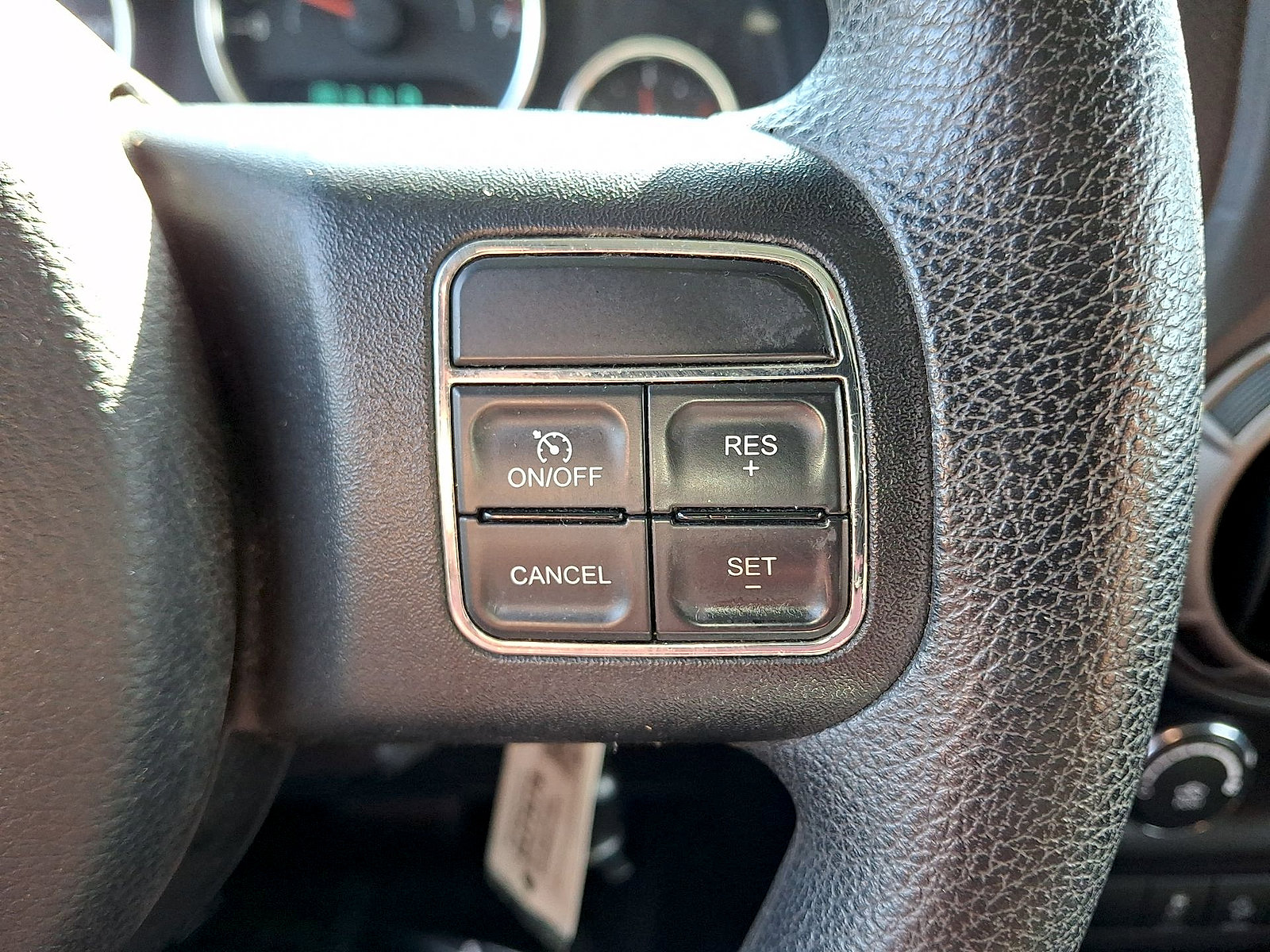 Used 2012 Jeep Wrangler Sport AWD/4WD image 17