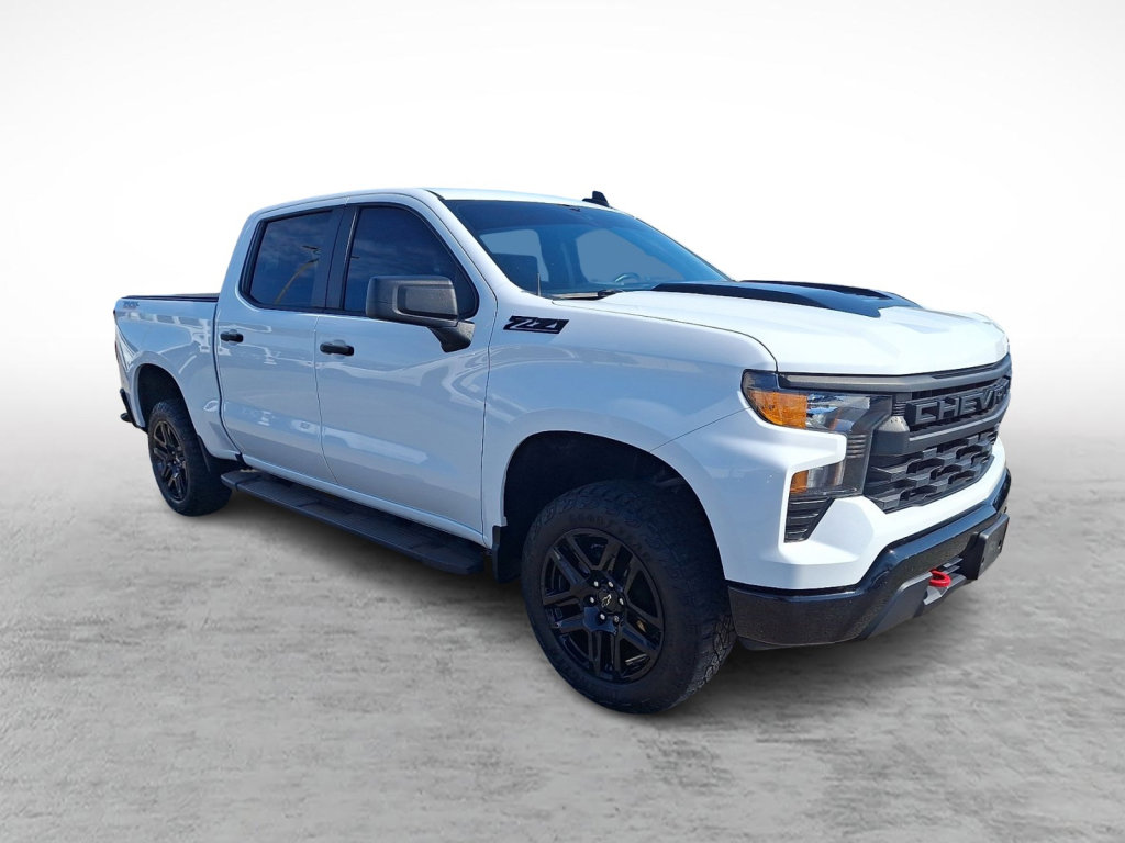Used 2023 Chevrolet Silverado 1500 Custom Trail Boss w/ LPO, Dark Essentials Package image 7
