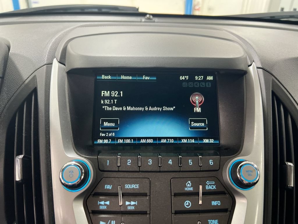 Used 2017 Chevrolet Equinox LT FWD image 14