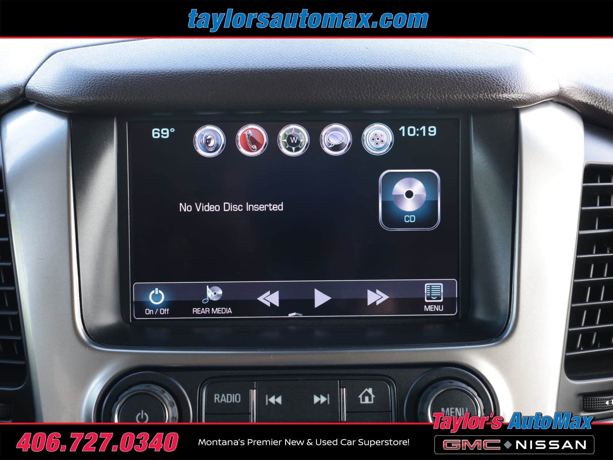 Used 2017 Chevrolet Suburban Premier AWD/4WD image 18