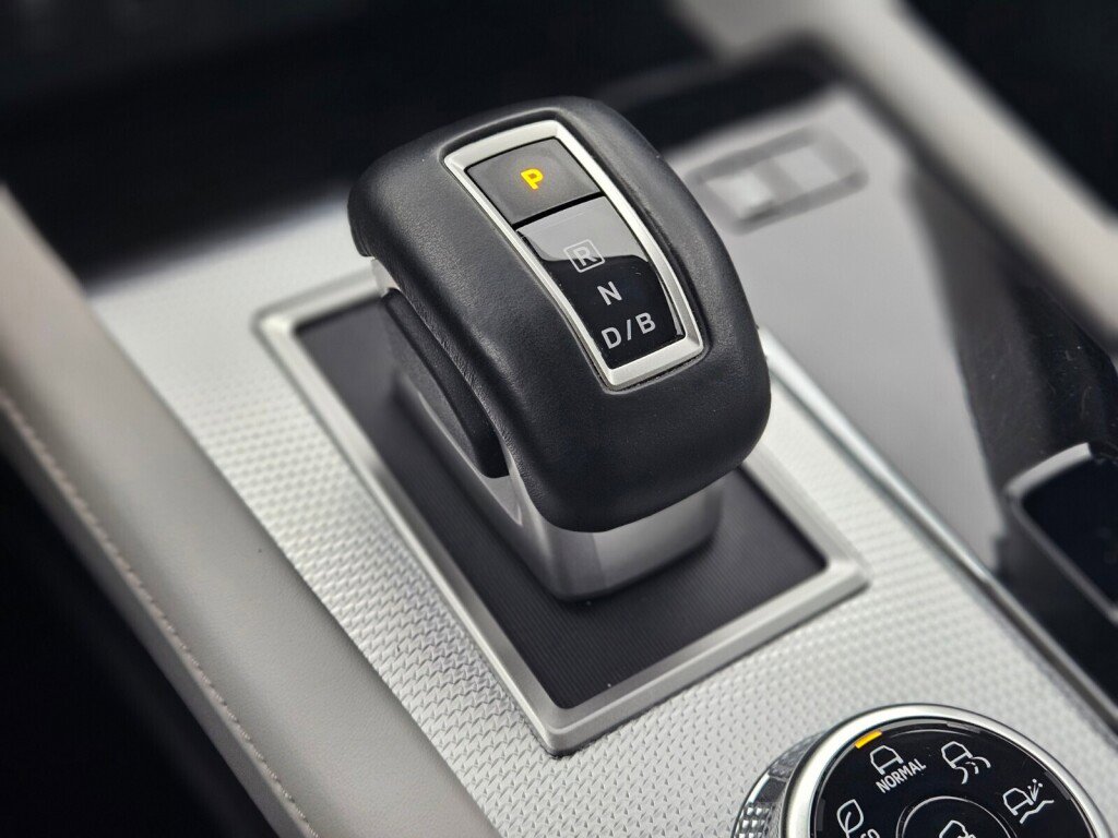 Used 2023 Mitsubishi Outlander SEL image 26