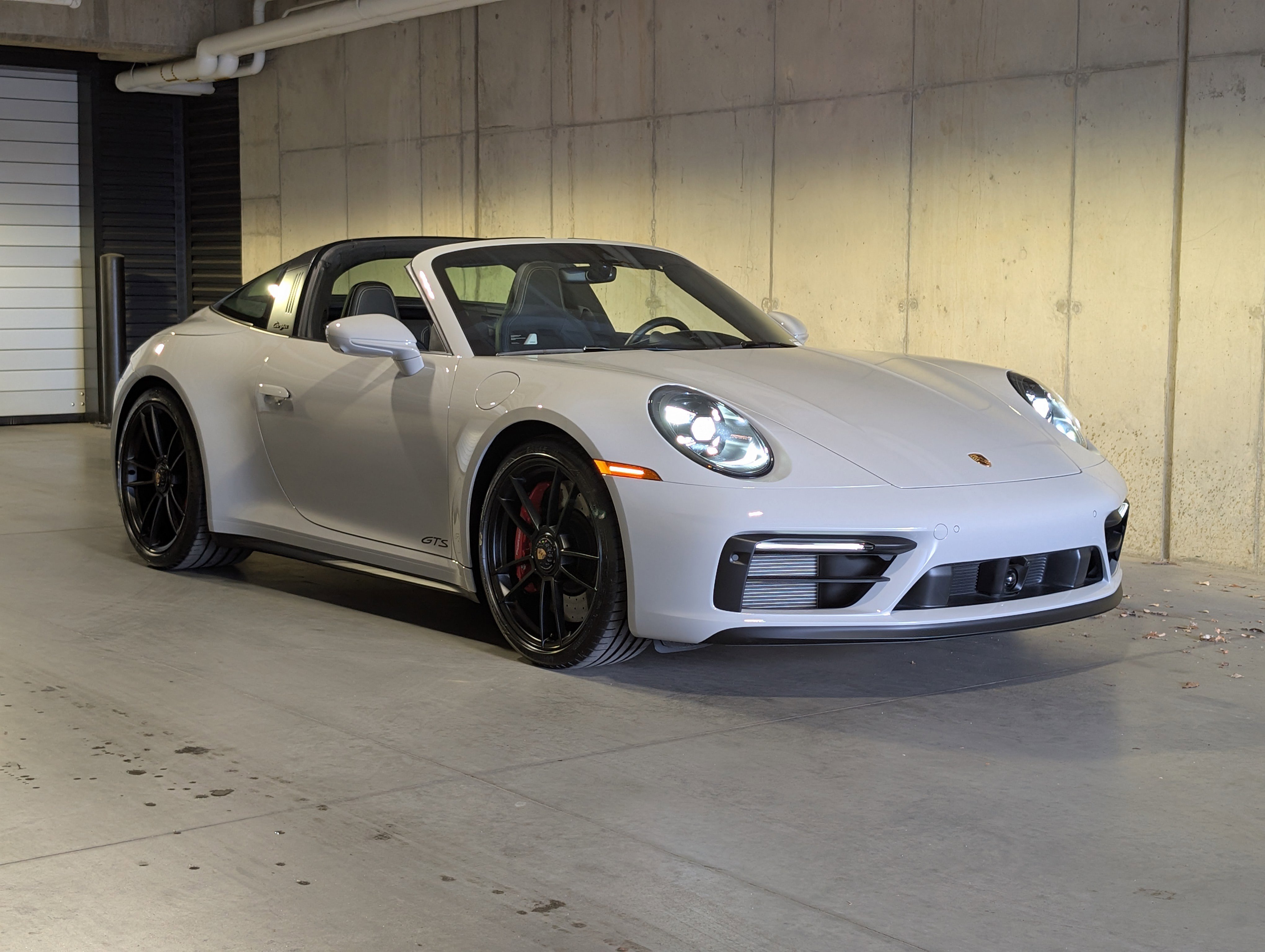 Used 2023 Porsche 911 Targa 4 GTS image 12