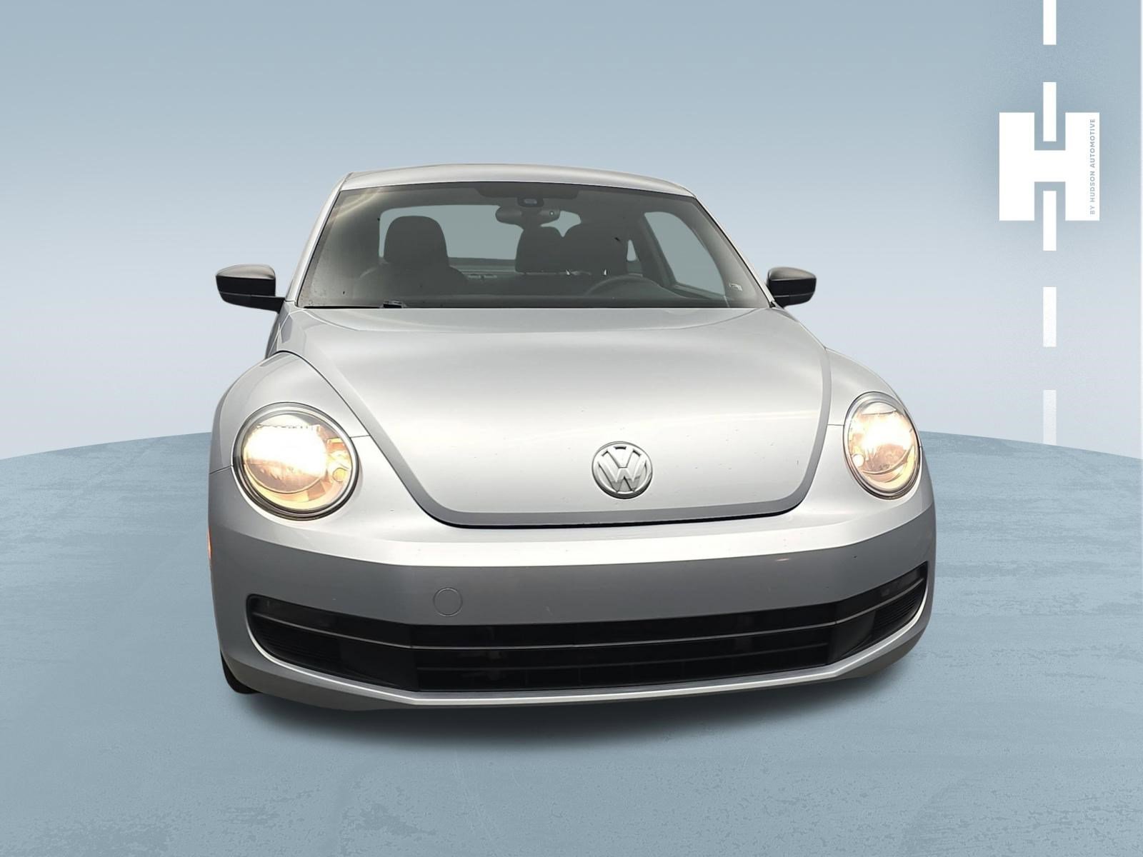 Used 2016 Volkswagen Beetle 1.8T Classic FWD image 2