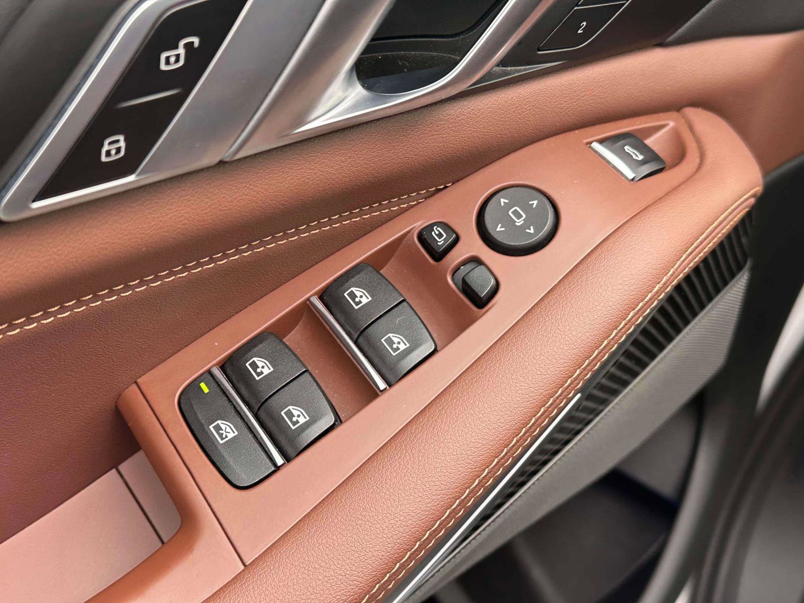 Used 2026 BMW X5 M60i image 16