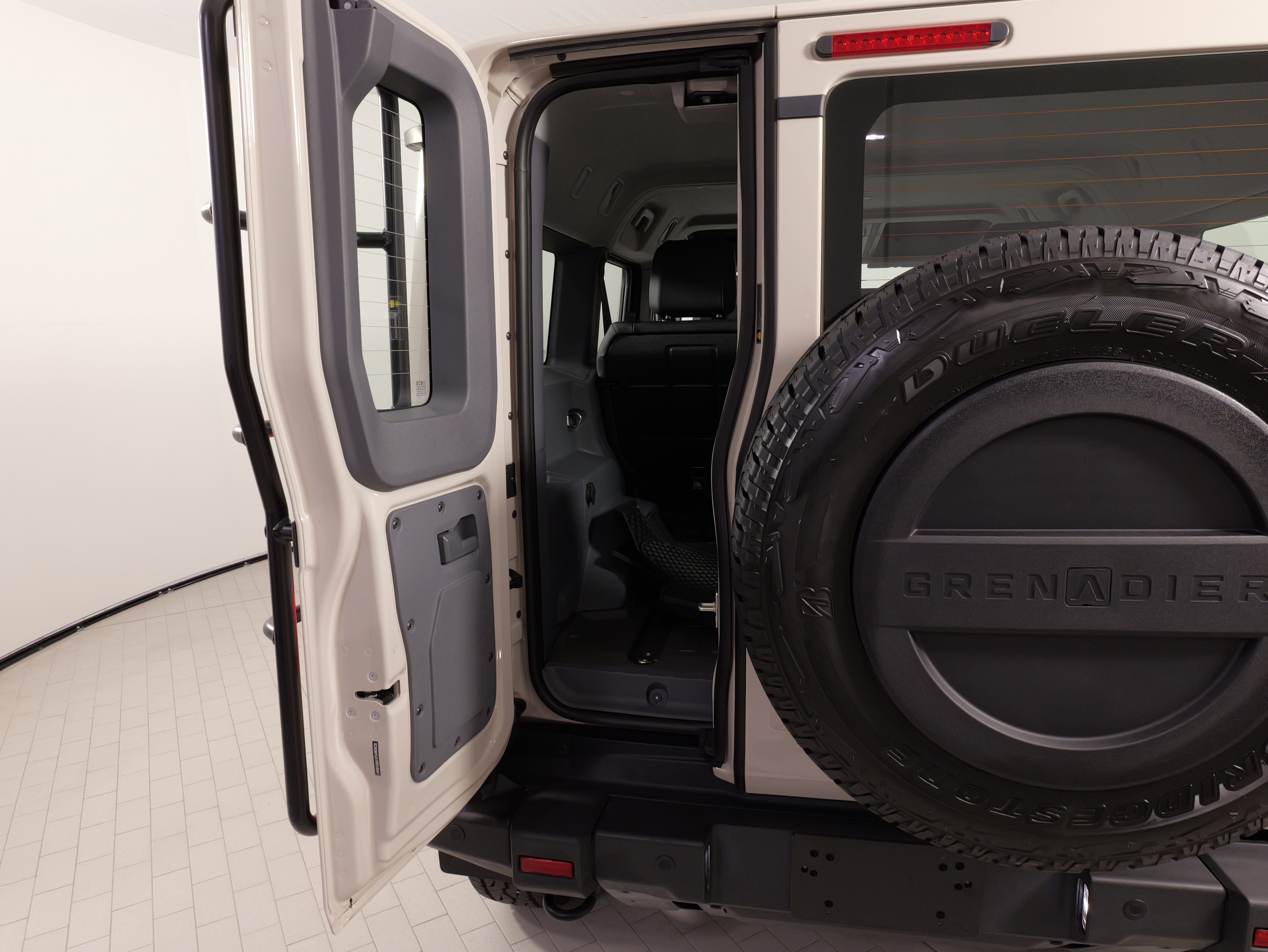 Used 2024 INEOS Grenadier Fieldmaster image 51