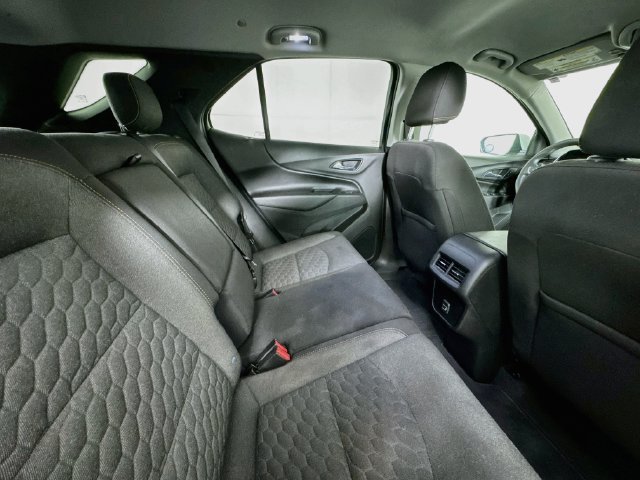 Used 2020 Chevrolet Equinox LT FWD image 24