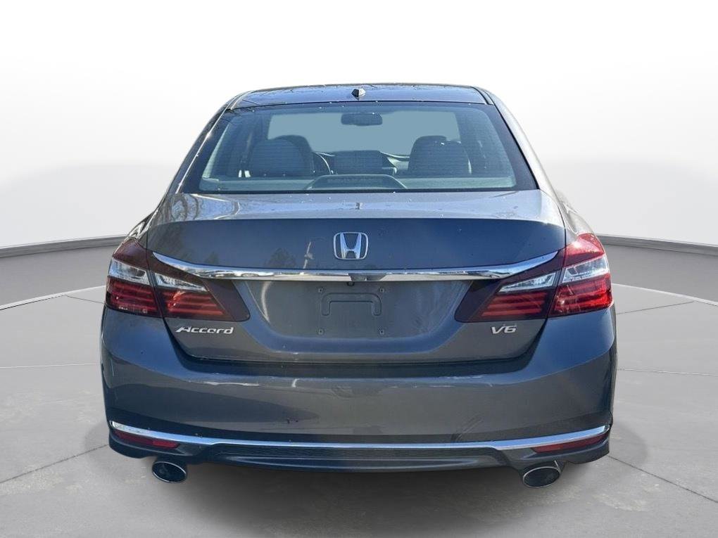 Used 2017 Honda Accord EX-L image 7