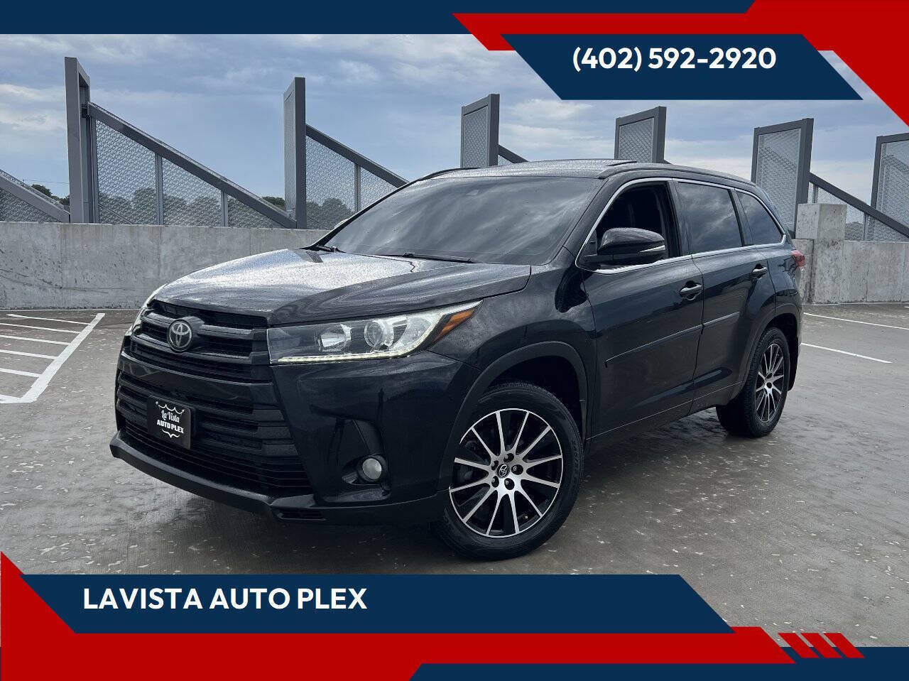 Used 2018 Toyota Highlander SE w/ Protection Package #3