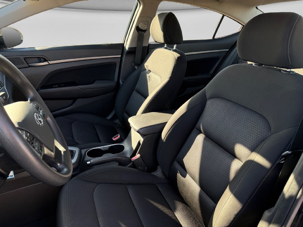 Used 2018 Hyundai Elantra SEL w/ Cargo Package FWD image 12