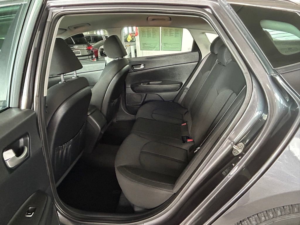 Used 2018 Kia Optima LX image 41