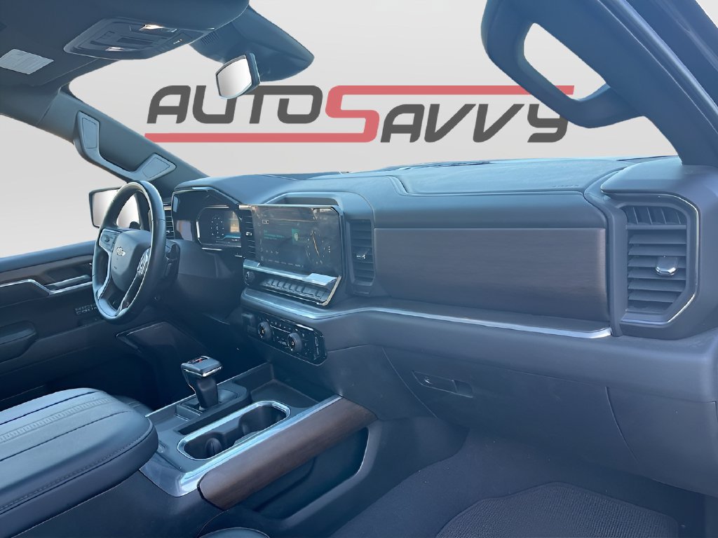Used 2024 Chevrolet Silverado 1500 High Country AWD/4WD image 30