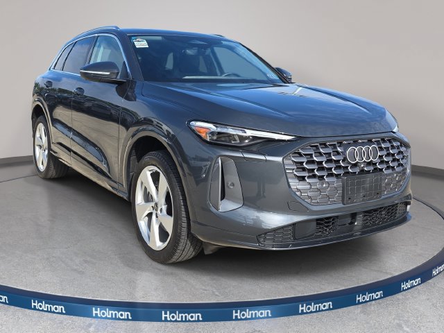 Certified 2025 Audi Q5 Premium w/ Premium Plus AWD/4WD image 4