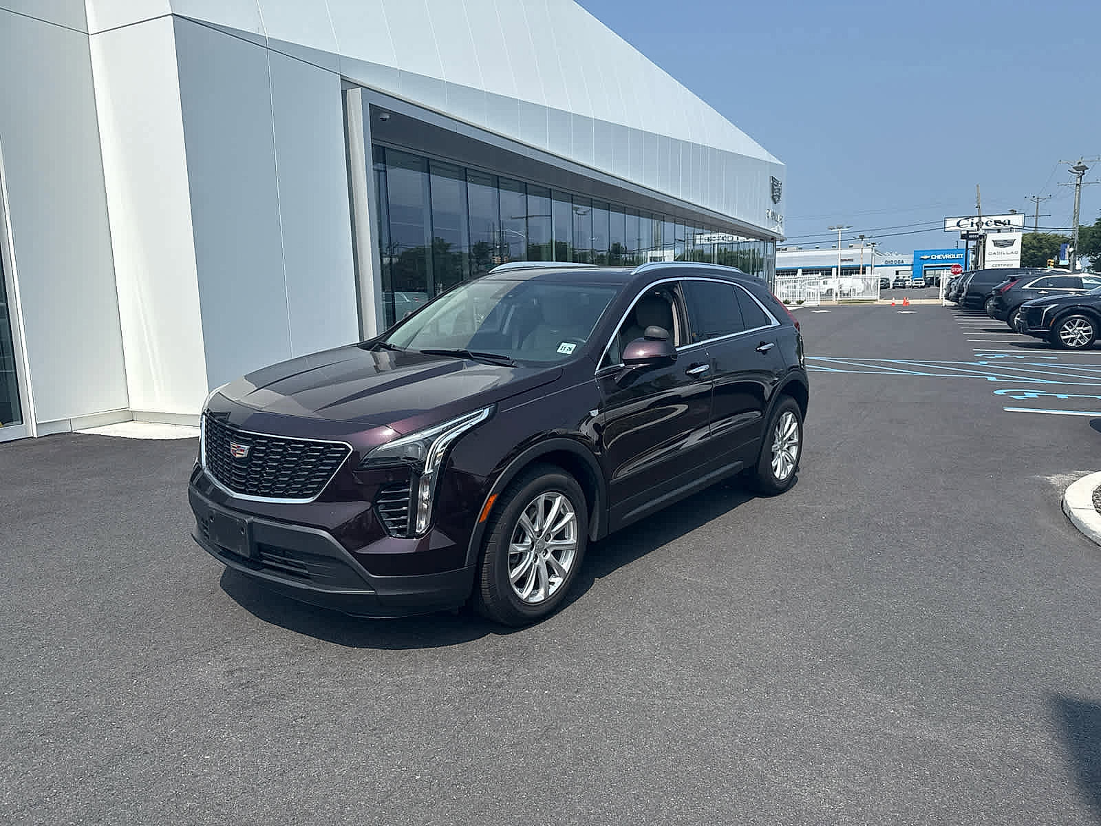 Certified 2021 Cadillac XT4 Luxury w/ Cold Weather Package