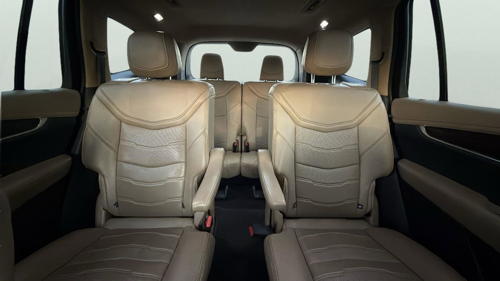 Used 2022 Cadillac XT6 Premium Luxury w/ Platinum Package image 24