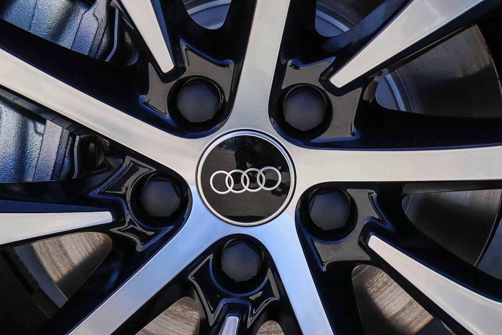 New 2026 Audi Q3 quattro 2.0T image 15