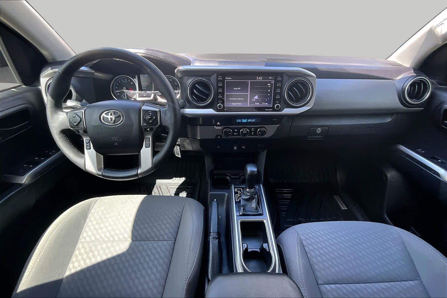 Used 2021 Toyota Tacoma SR5 RWD image 16