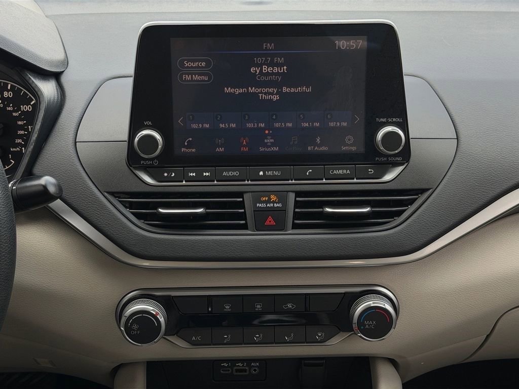 Used 2022 Nissan Altima 2.5 SV image 14