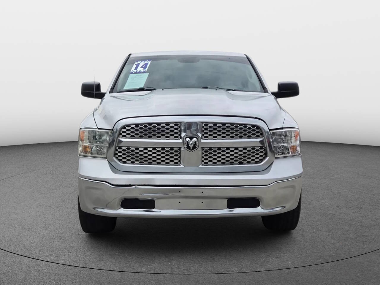 Used 2014 RAM 1500 Classic SLT RWD image 3