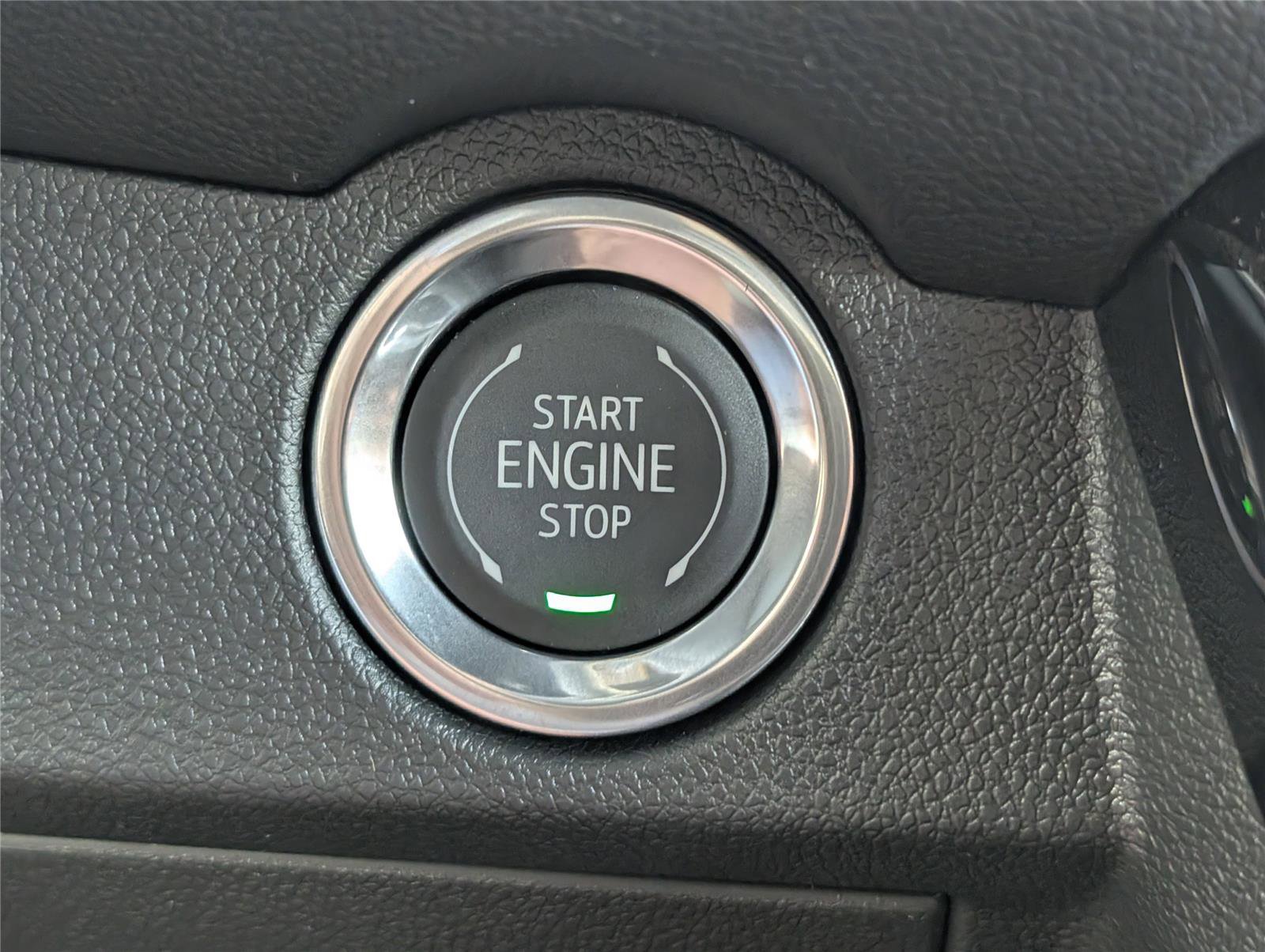 New 2026 Chevrolet Traverse LT w/ Driver Confidence Package FWD image 14