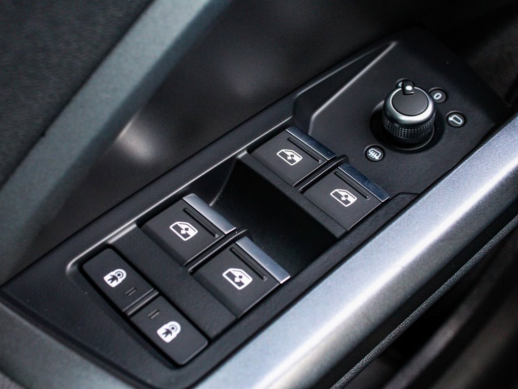 Used 2020 Audi Q3 2.0T Premium Plus w/ Premium Plus Package image 10