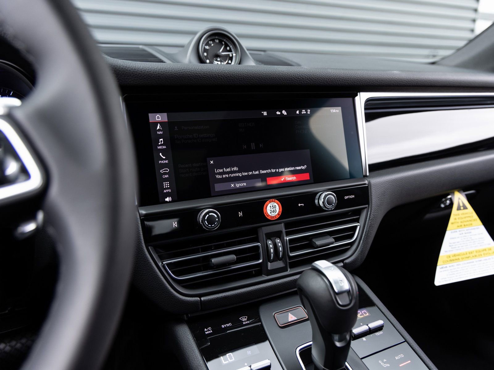 Certified 2026 Porsche Macan image 15