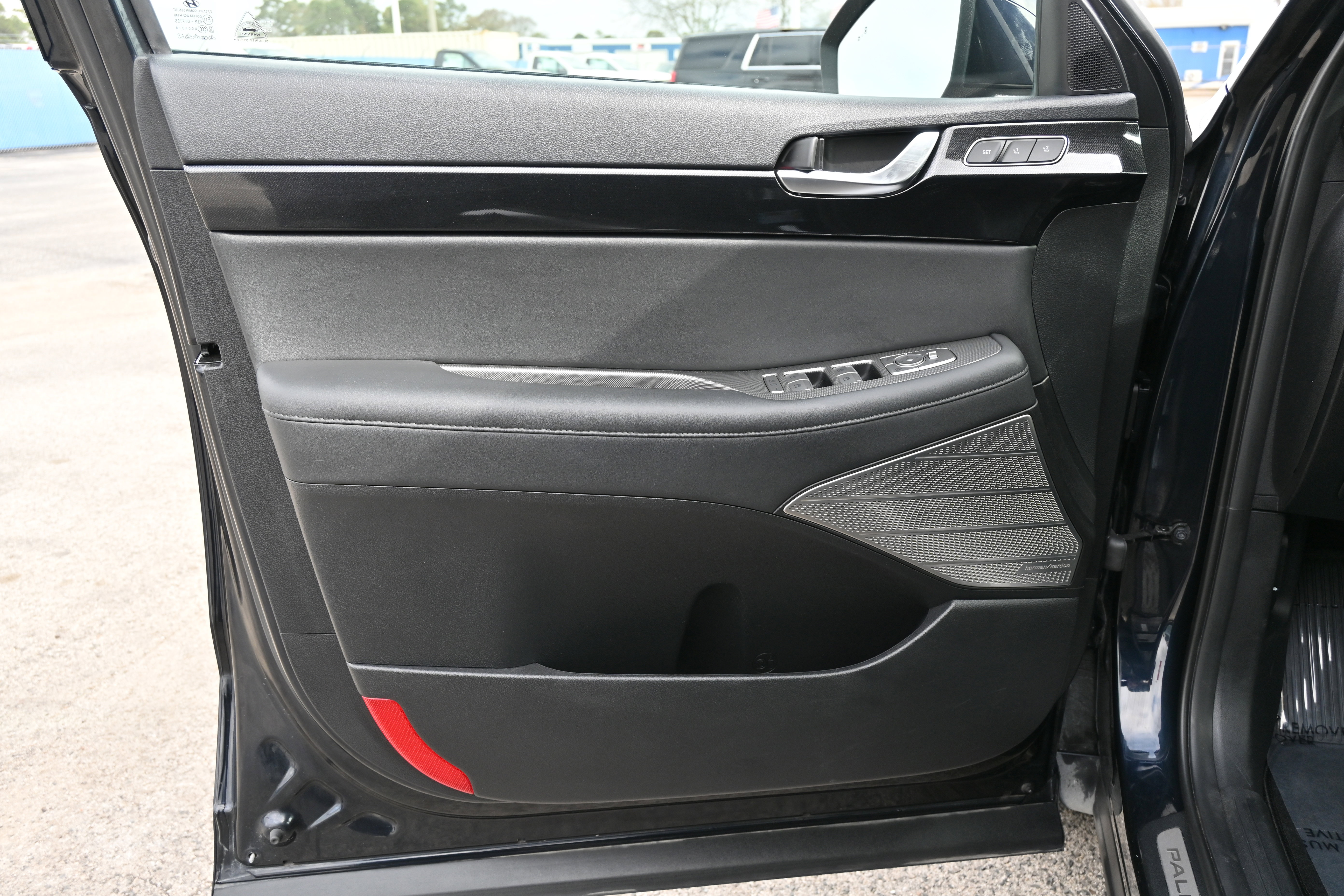 Used 2022 Hyundai Palisade Limited image 12