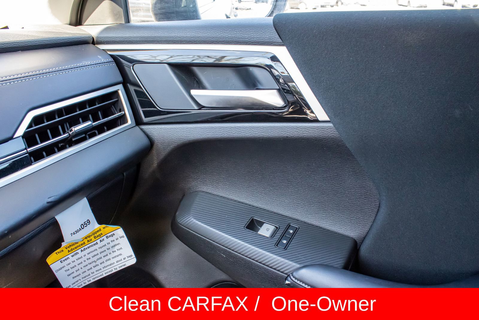 Used 2024 Mitsubishi Outlander ES image 19