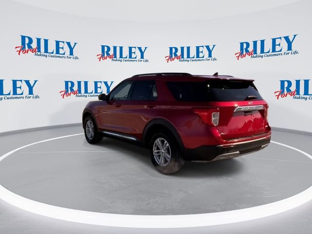 Certified 2021 Ford Explorer XLT w/ Equipment Group 202A image 7