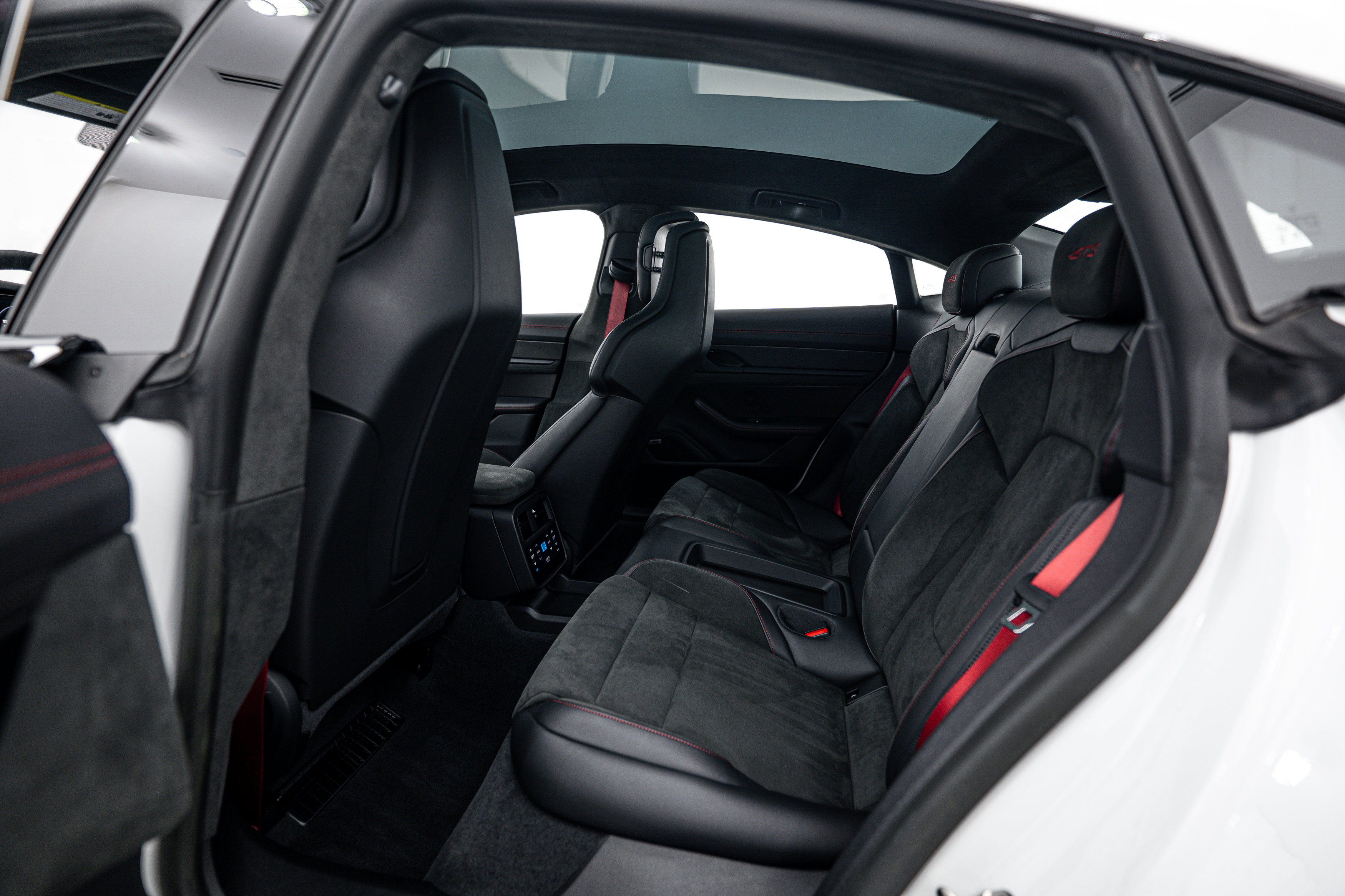 Certified 2023 Porsche Taycan GTS AWD/4WD image 25