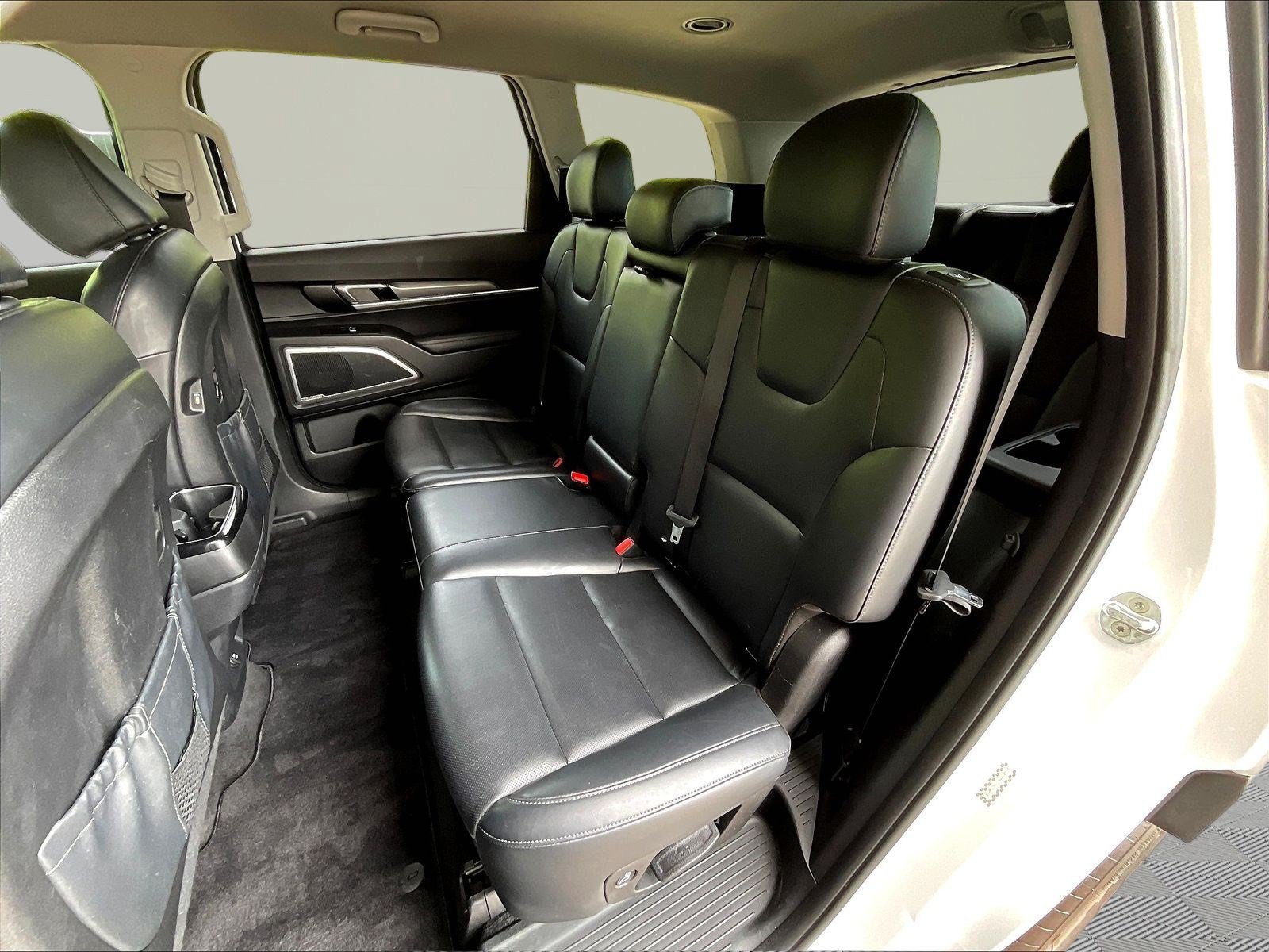 Used 2022 Kia Telluride LX AWD/4WD image 21