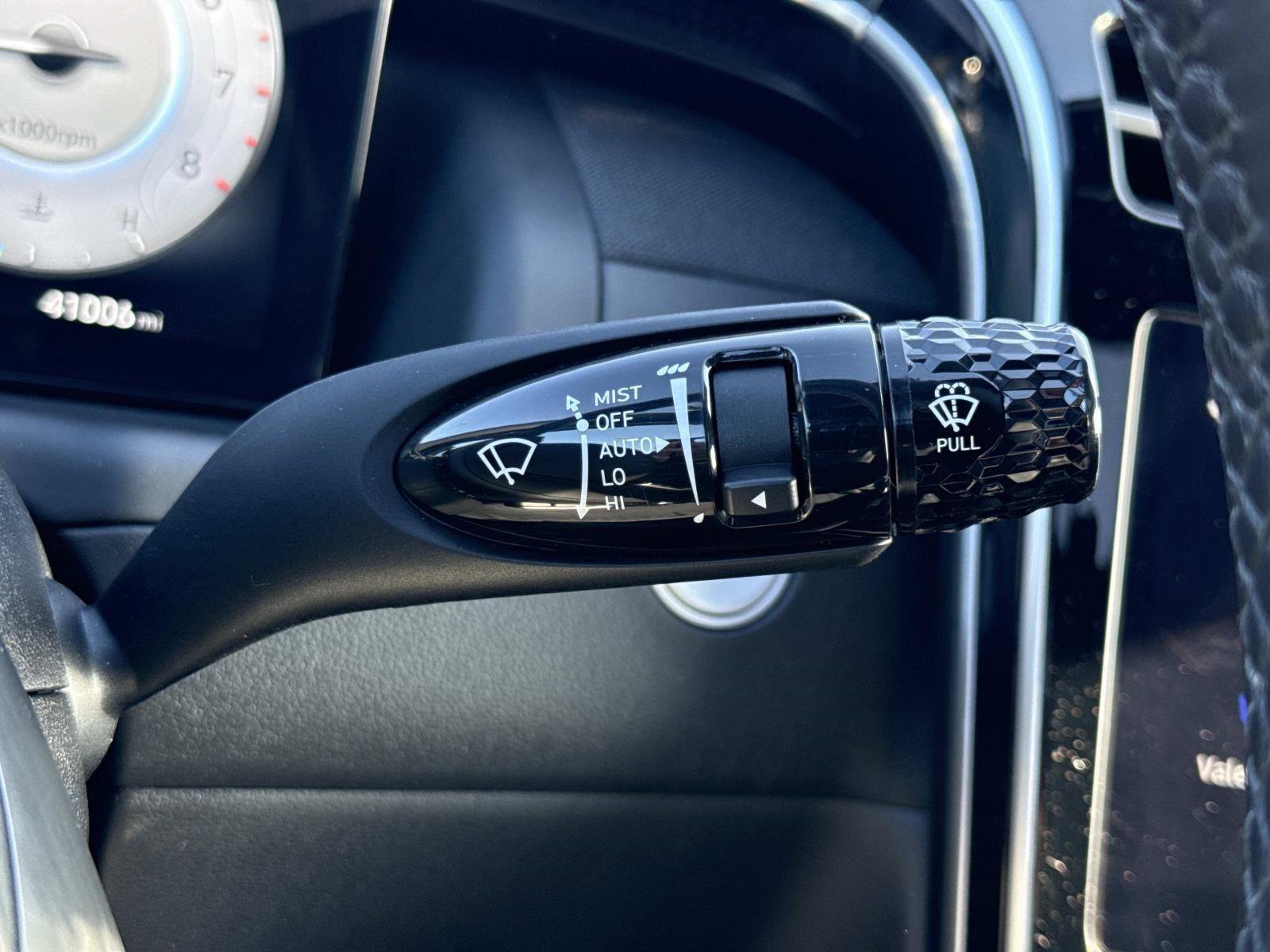 Certified 2023 Hyundai Santa Cruz Limited image 12