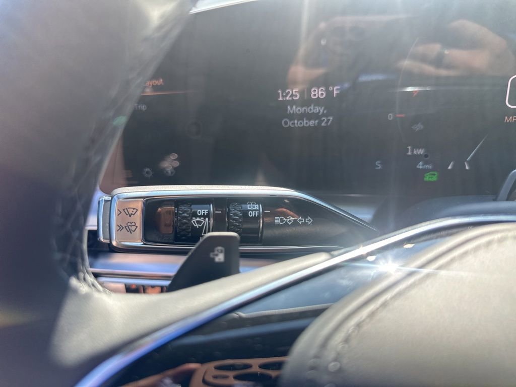 New 2026 Cadillac Lyriq Signature Luxury w/ Nappa Leather Package image 39