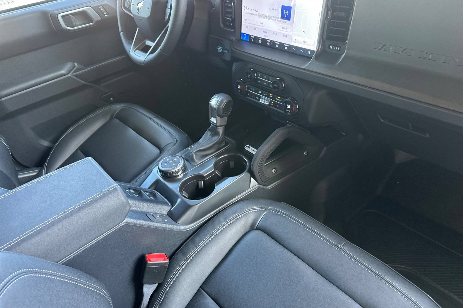 New 2026 Ford Bronco Badlands AWD/4WD image 16