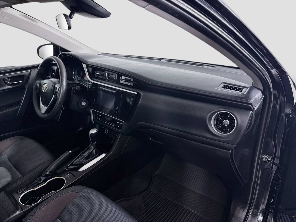 Certified 2018 Toyota Corolla LE FWD image 19