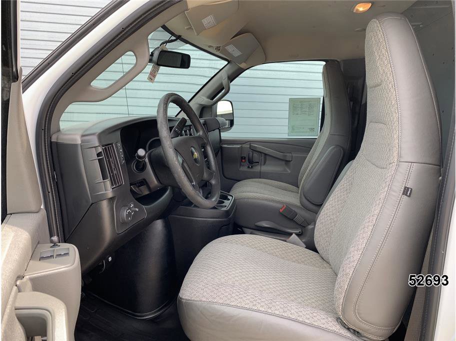 Used 2021 Chevrolet Express 2500 RWD image 25