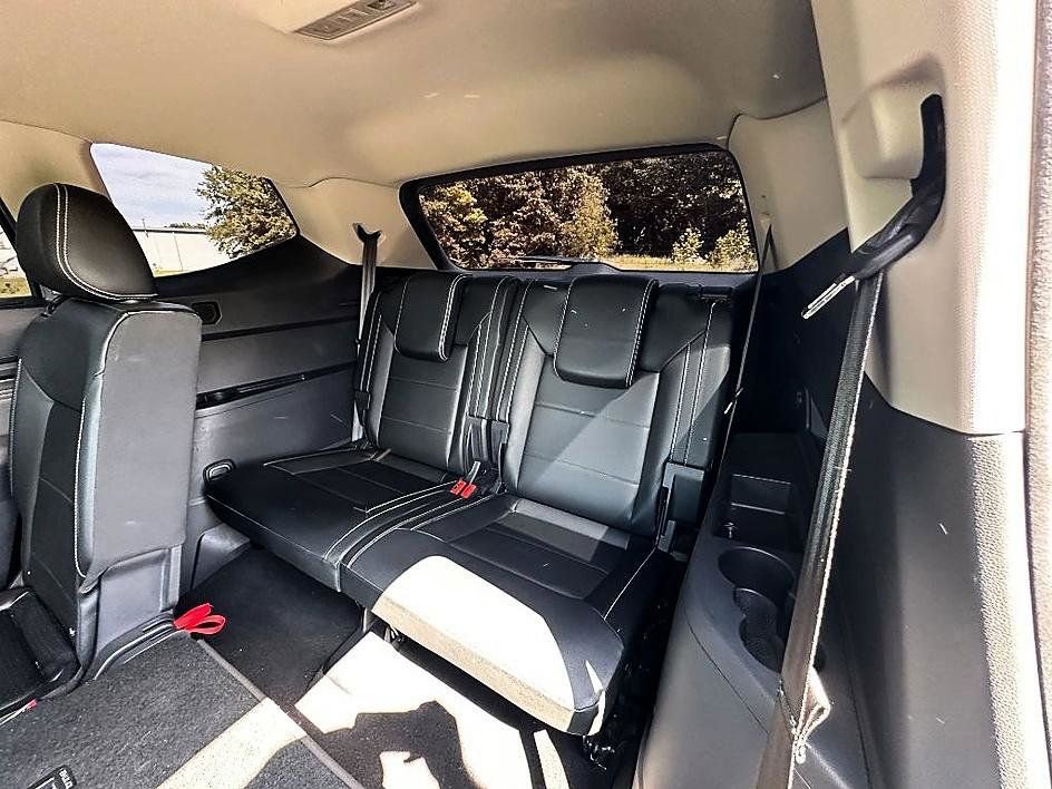 Used 2021 Volkswagen Atlas SE FWD image 6