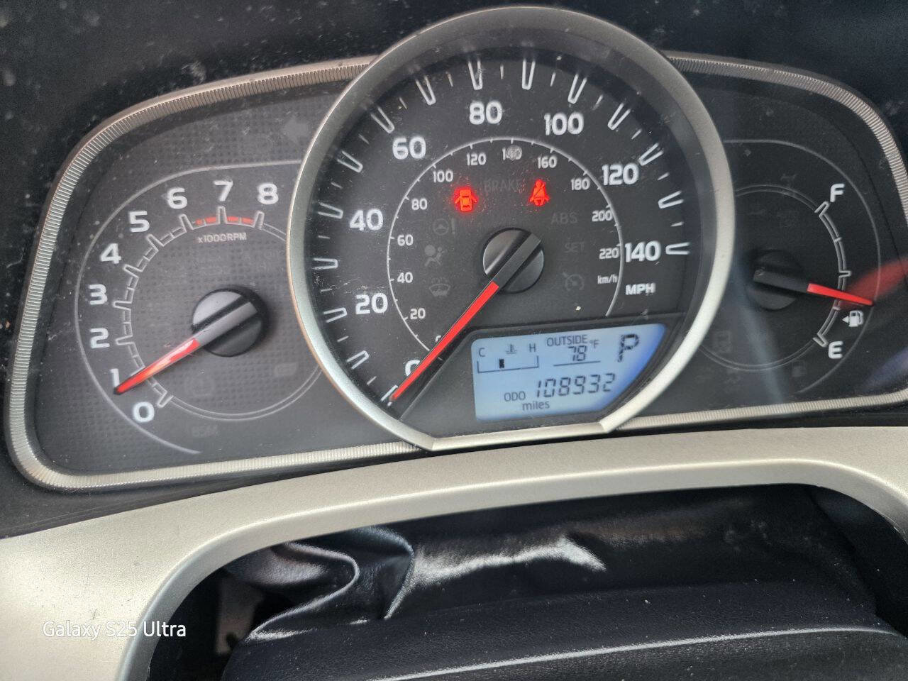 Used 2015 Toyota RAV4 LE FWD image 29