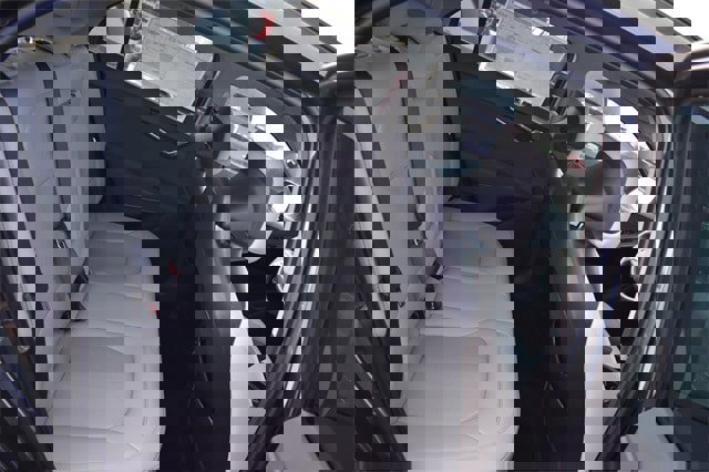 New 2025 Kia Niro EX Touring image 14