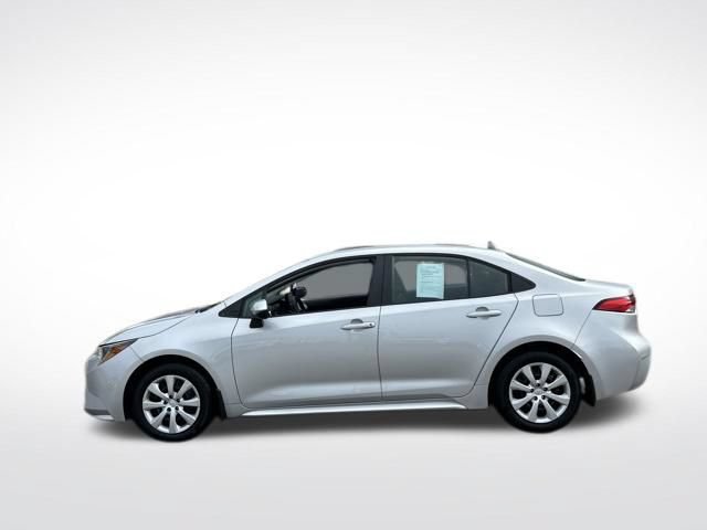 Used 2024 Toyota Corolla LE FWD image 16