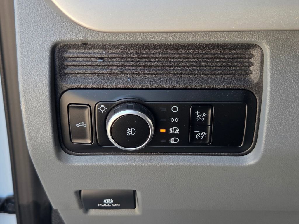Used 2025 Ford F250 XLT image 26
