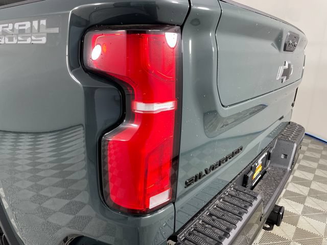 New 2026 Chevrolet Silverado 2500 LTZ w/ LTZ Plus Package AWD/4WD image 17