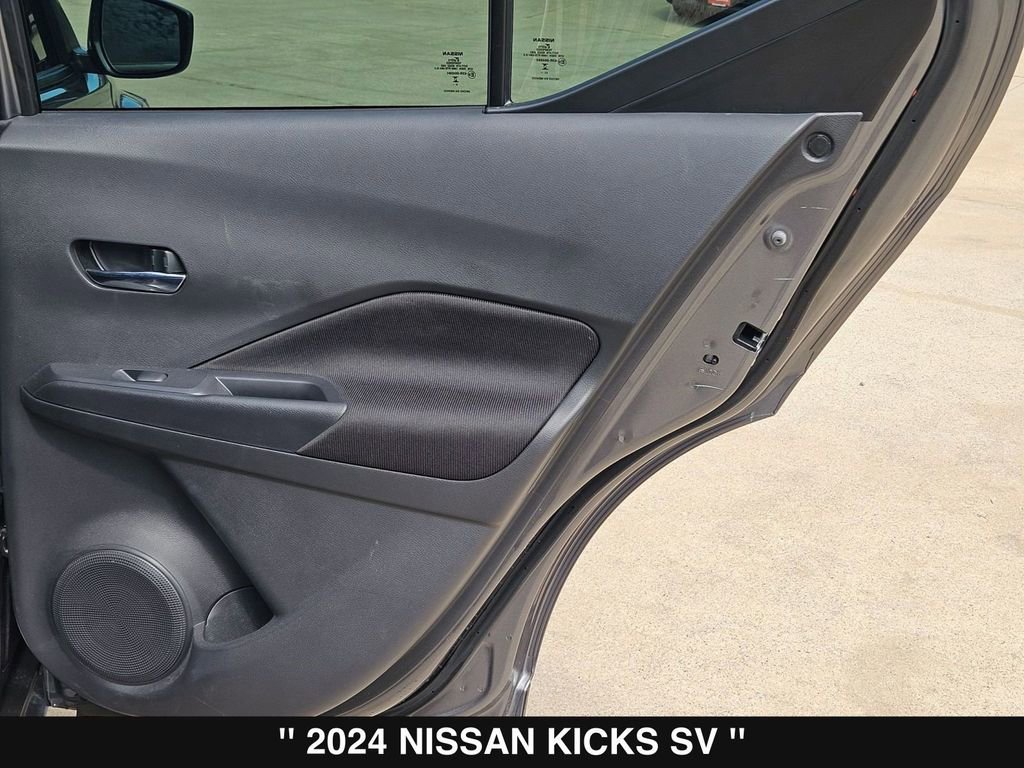 Used 2024 Nissan Kicks SV image 27